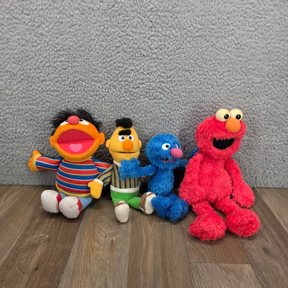 Sesame Street Plush Lot Ernie Bert Grover Elmo Gund 2002 Vintage Style Toy Mixed